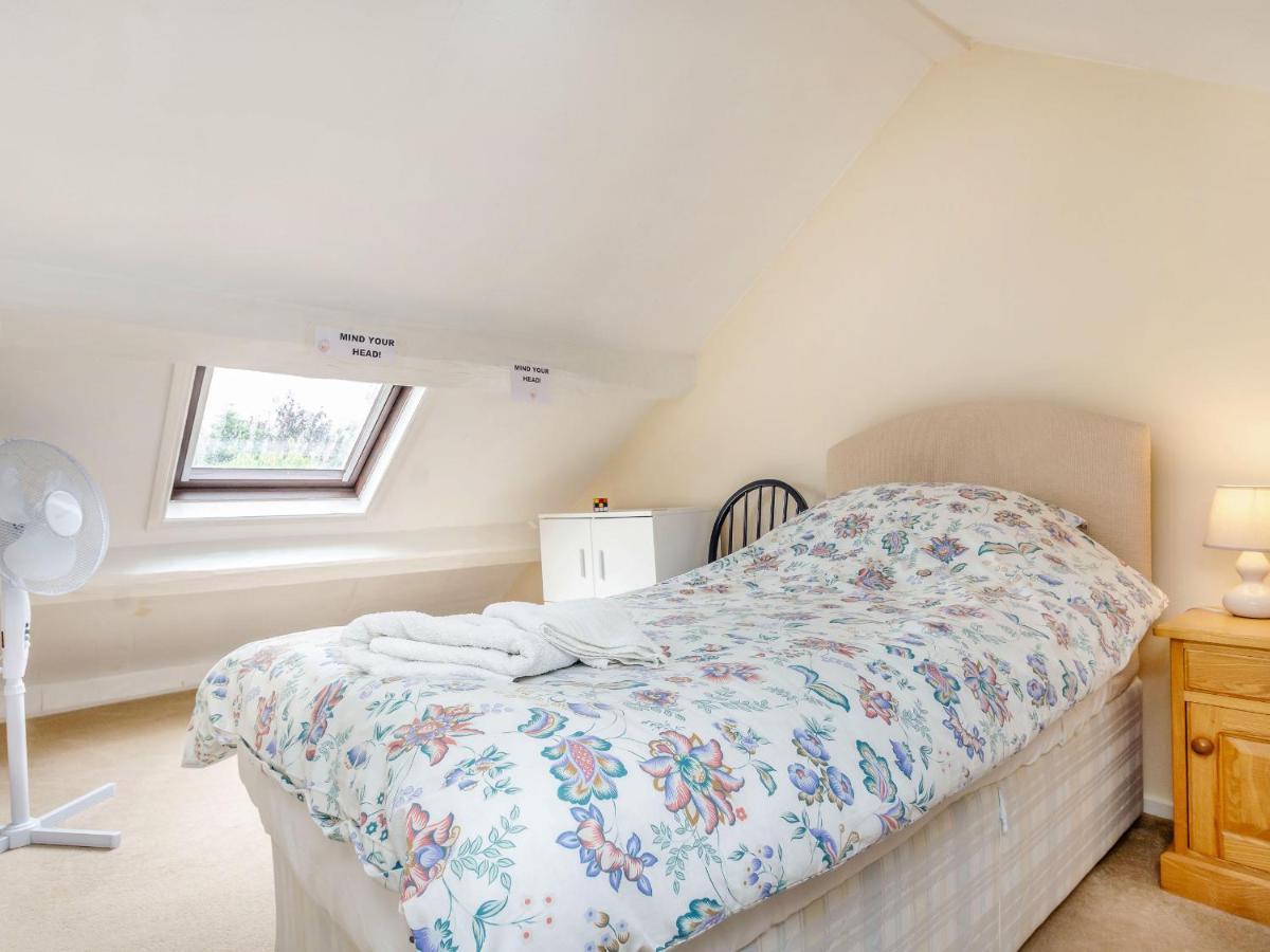 Esklets Cottage Уитби Екстериор снимка